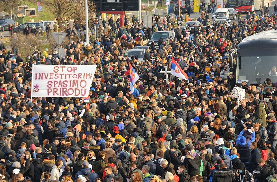 Еколошкото востание за утре најави продолжување на протестите и блокадите во 30 градови низ Србија