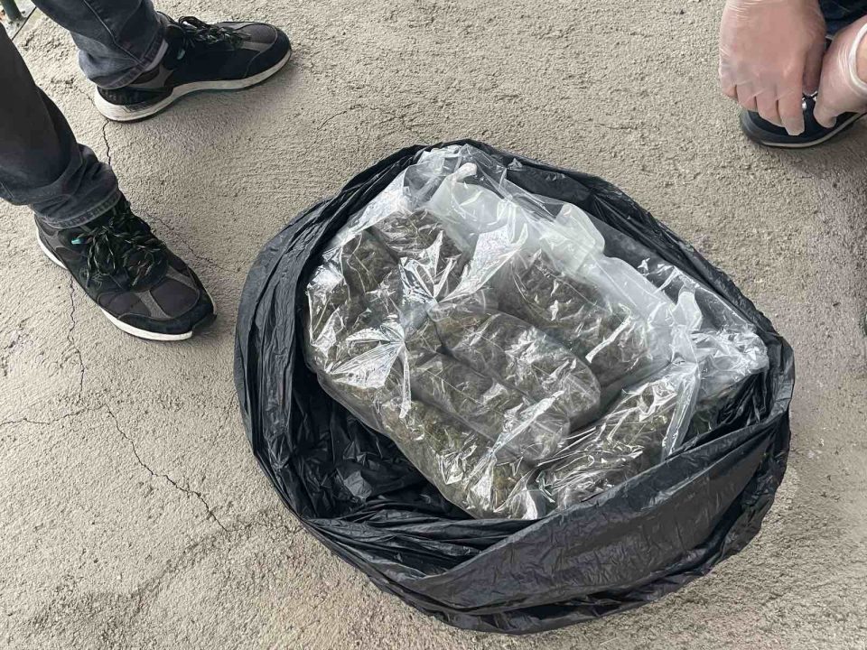 Пронајдена лабараторија за производство на дрога во Катланово, приведен дилер