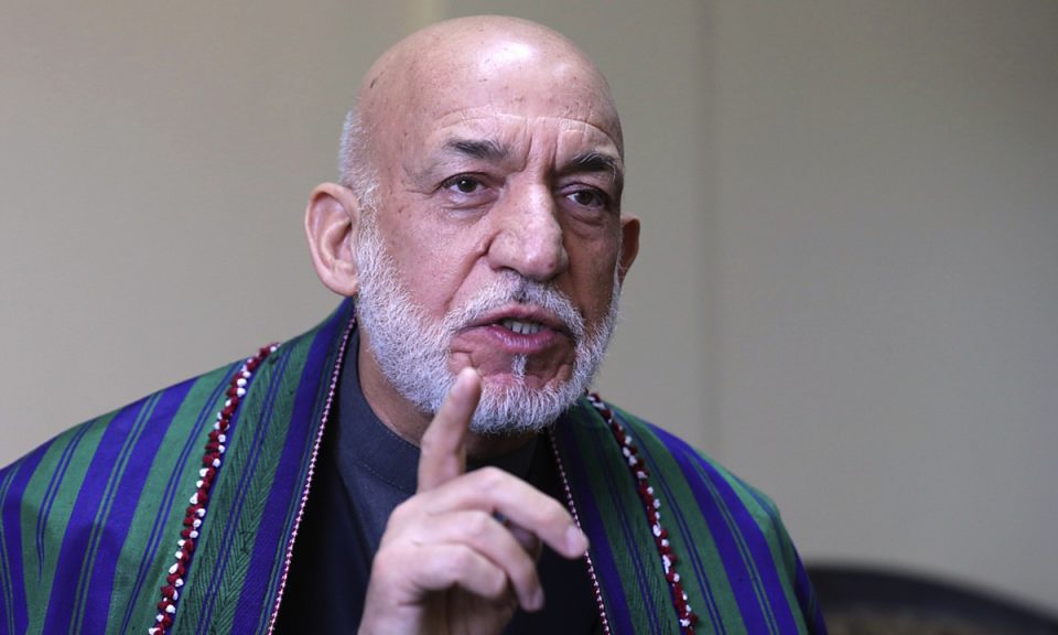 Поранешниот авганистански претседател Хамид Карзаи ги нарече талибанците свои „браќа“