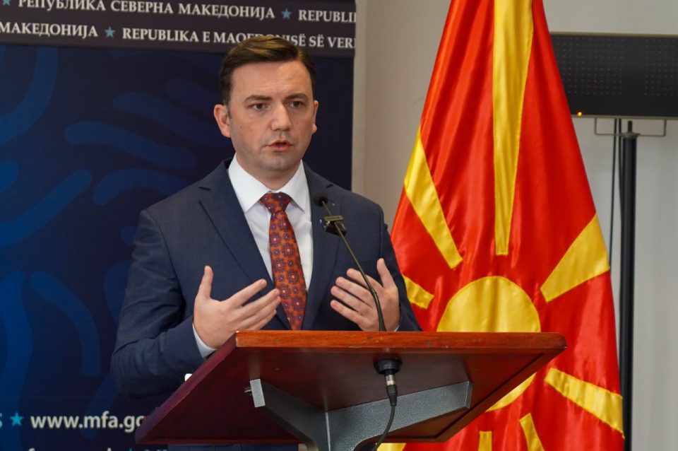 Османи: Нацрт-резолуцијата на ЕП нема директно влијание на бугарското вето