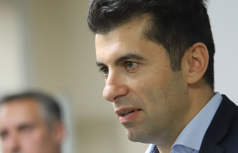 Кирил Петков: Нема да има агенти на поранешните безбедносни служби во владата на Бугарија