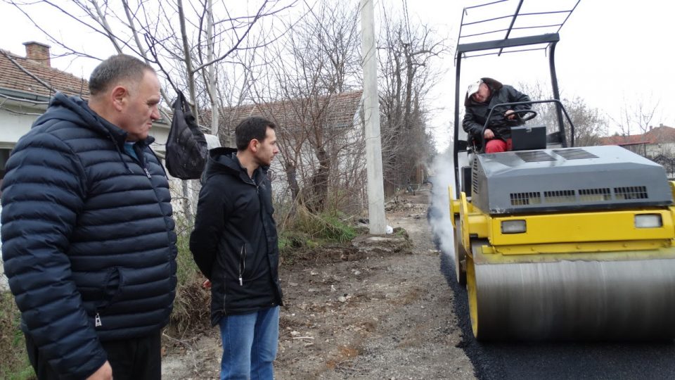 Се асфалтира улицата 22 во општина Петровец