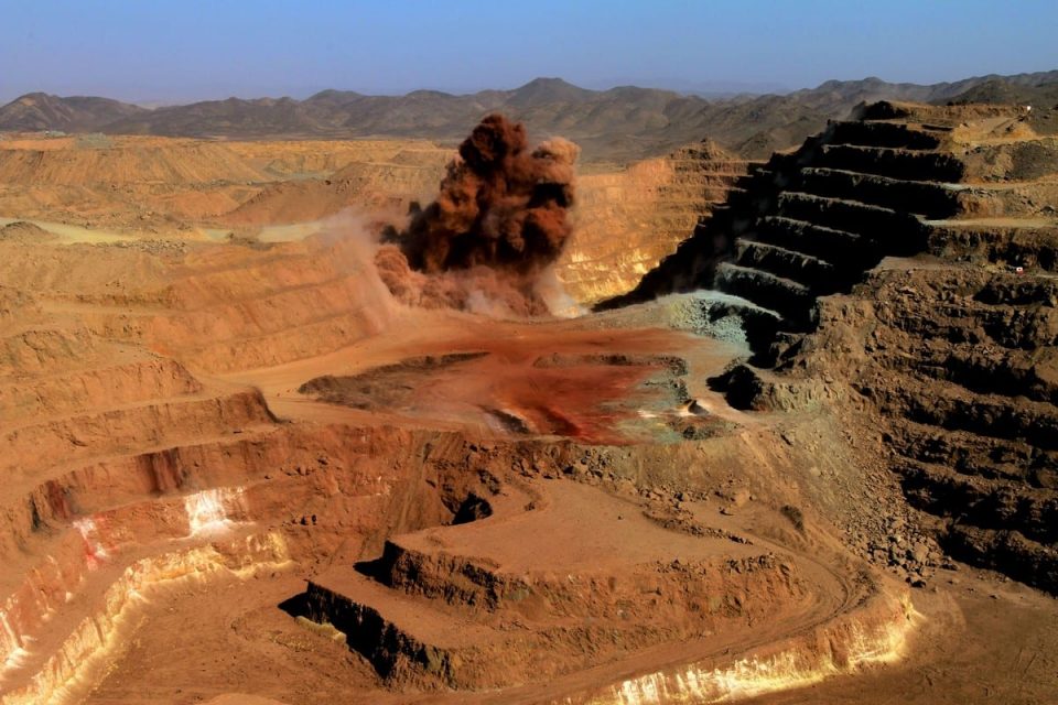 Расте бројот на загинати во рударската несреќа во Судан