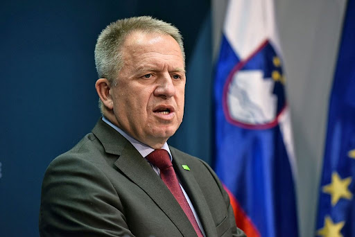 Словенечкиот вицепремиер Здравко Почивалшек утре на посета во Македонија