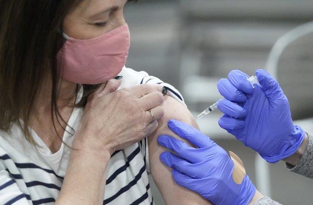 Австрија воведува задолжителна вакцинација со три дози, казните се огромни