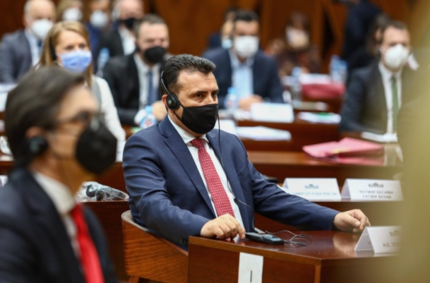 Собранието ја констатираше оставката на премиерот Зоран Заев и на Владата