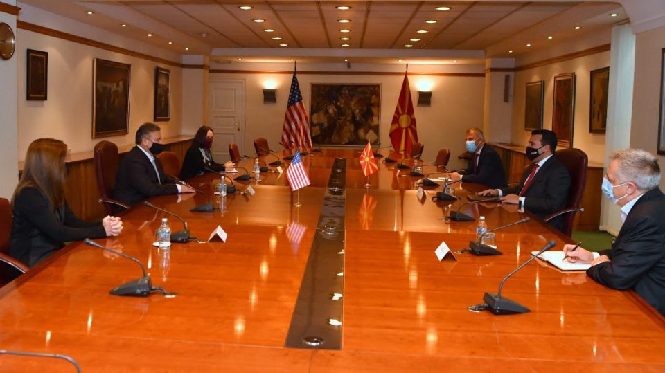 Заев – Ескобар: Партнерството меѓу САД и  Македонија и членството на земјата во ЕУ многу важни за Скопје и Вашингтон