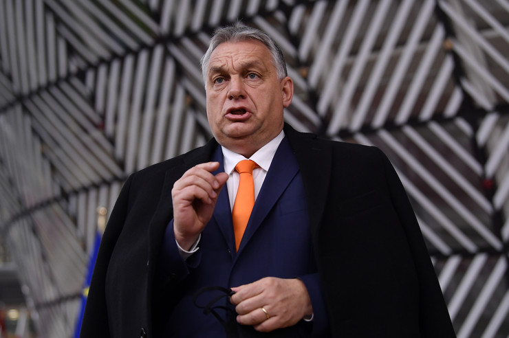 Орбан: Ги замрзнуваме цените на шест основни прехранбени производи