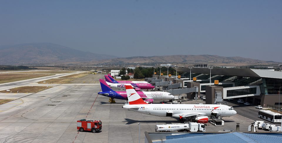 Над три милиони патници лани минале на скопскиот и на охридскиот аеродром