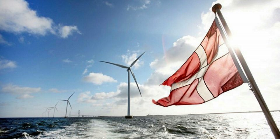 Пуштена во употреба најголемата турбина на ветер во светот во Данска