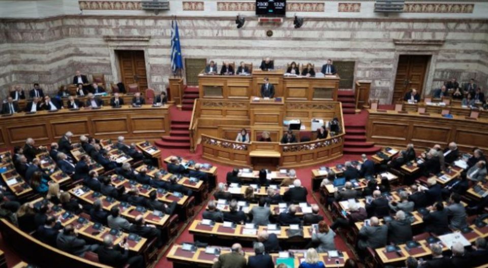 Попладнево започнува расправата во грчкиот Парламент за гласање недоверба на Владата