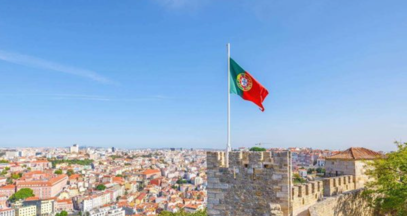 Португалија ја зголемува минималната плата