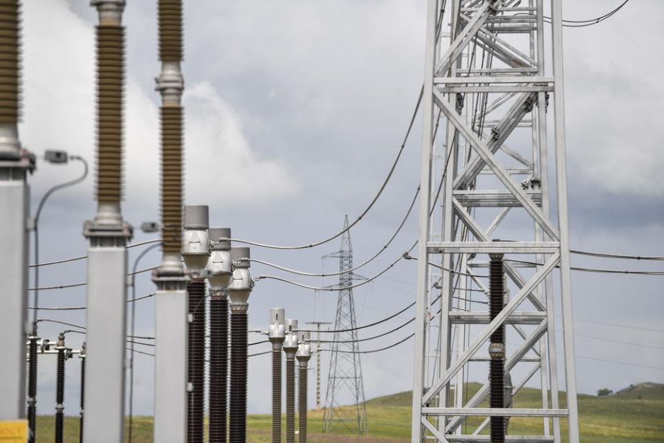 Нови 128 субјекти за субвенционирано снабдување со струја од 1 јануари преку ЕСМ