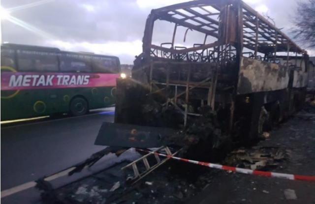 Изгоре македонски автобус во Германија: Сопственикот тврди дека намерно е запален