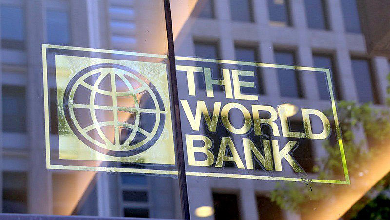 Светска банка испраќа 350 милиони долари во Украина, а помош доаѓа и во соседните земји