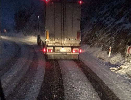 Плетвар, Стража, Крива Паланка: Македонија блокирана од пет сантиметри снег, надлежните изненадени на први февруари