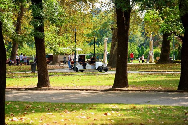 Јавен повик за користење локации за урбана опрема во Градски парк во Скопје
