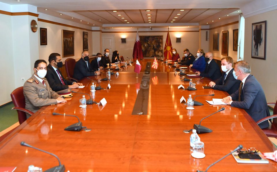 Македонија и Катар ќе ја унапредуваат соработката во одбраната и економијата