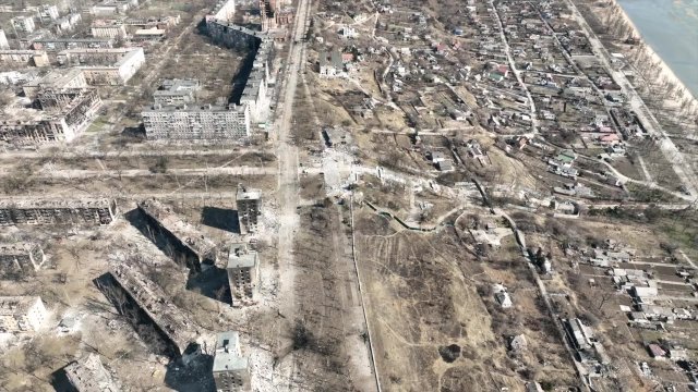 Уништени околу 4.500 станбени згради, изјави украински министер