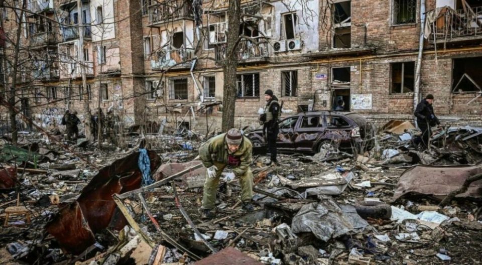 Ракетен напад на градот Лисичанск