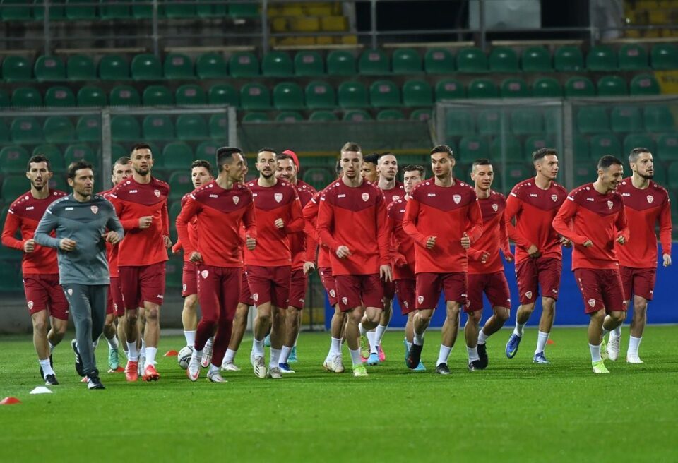 Македонија верува во изненадување над Италија, фудбалерите сакаат со победа да му го честитаат роденденот на Милевски