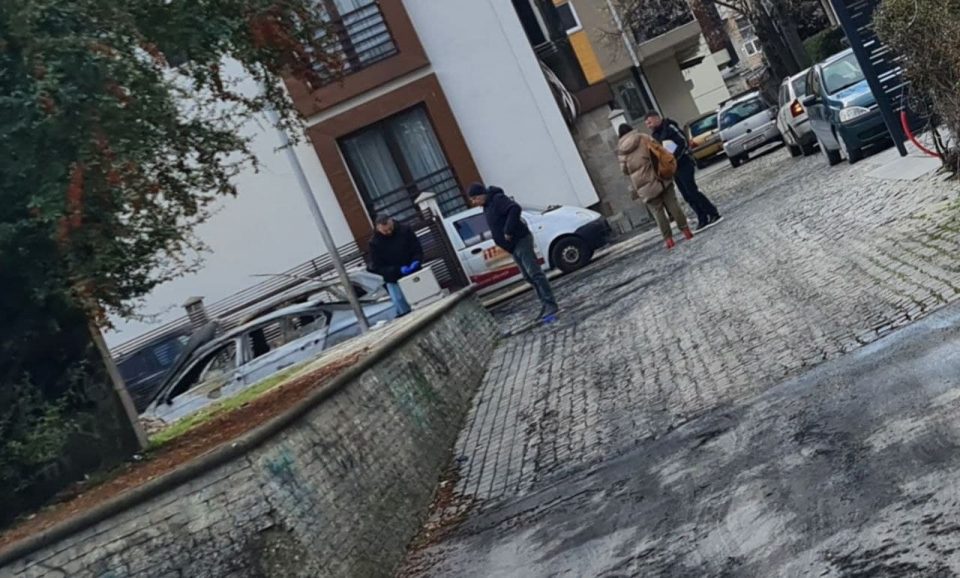 Уапсени тројца скопјани кои го запалиле „аудито“на Шилегов