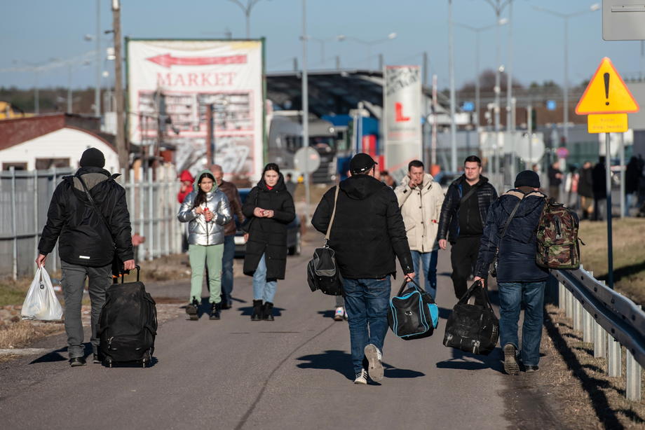 2,3 милиони Украинци ја напуштиле државата