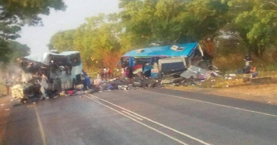Тргнале на велигденски настан и завршиле трагично: Најмалку 35 жртви во автобуска несреќа