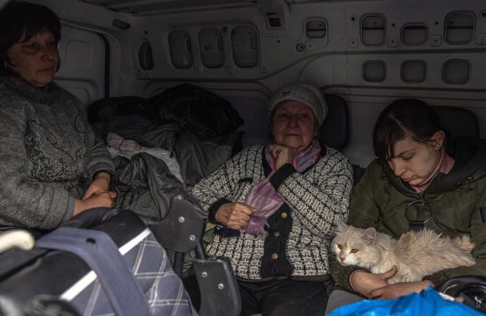 За денеска е планирана евакуација на цивили од „Азовстал“