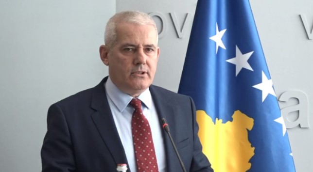 Косовската полиција нападната со рачна бомба и калашников близу границата со Србија