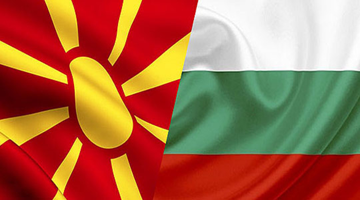ВМРО-ДПМНЕ: Јазикот не е гарантиран, власта на Ковачевски прифаќа Бугарија да ни ги пишува учебниците