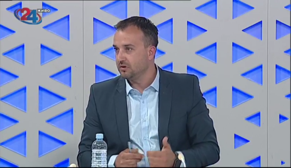 Лефков: Надворешната политика на Владата е по урнекот и примерот на Зоран Заев