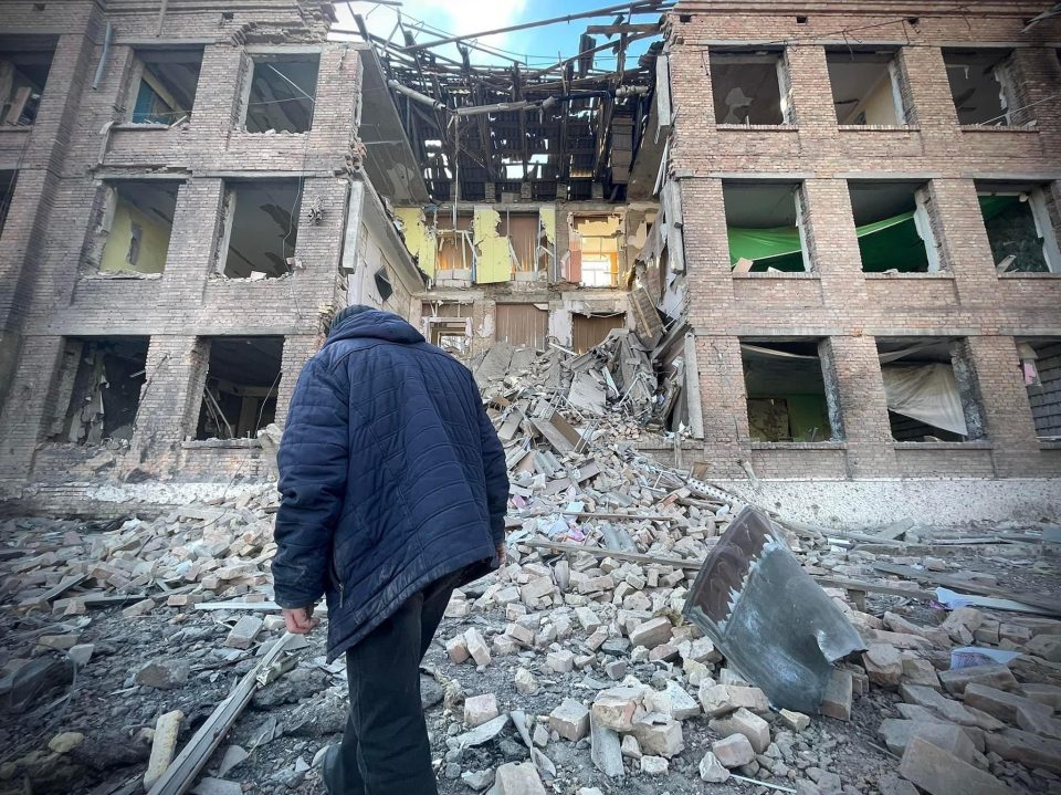 ОН разгледуваат дали да почнат истрага за можни воени злосторства во Украина