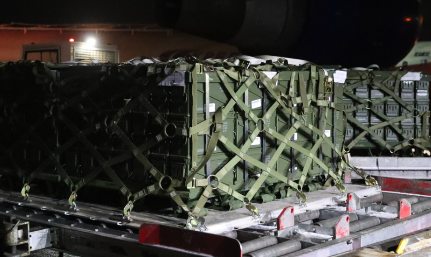 Во Украина почнаа да пристигнуваат пратки од најновиот пакет воена помош од САД
