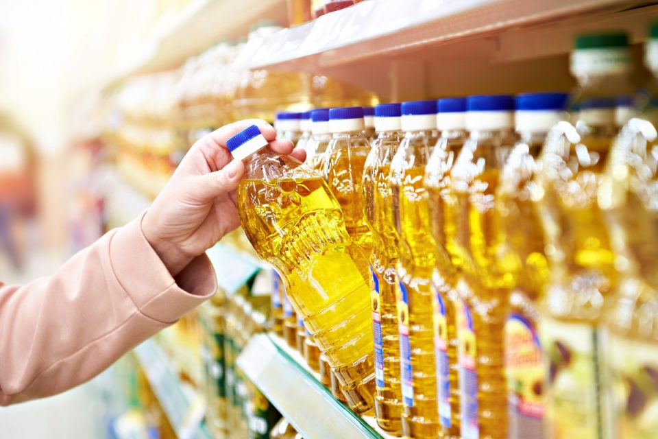 Владата ја укина одлуката за ограничување на извозот на масло од сончоглед