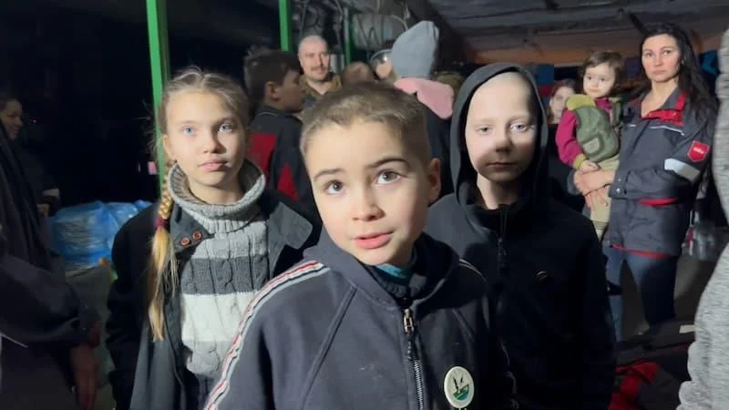 Неколку стотици цивили – вклучително и деца, се уште се во бункерите во Мариупол