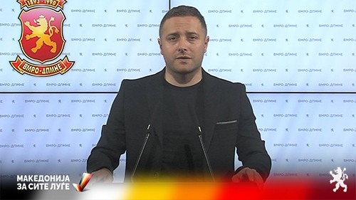(ВИДЕО) Арсовски: Ковачевски нема интегритет, со радости аплаудирал на Скопје 2014, сега чита текст против проектот напишан од неговите ментори