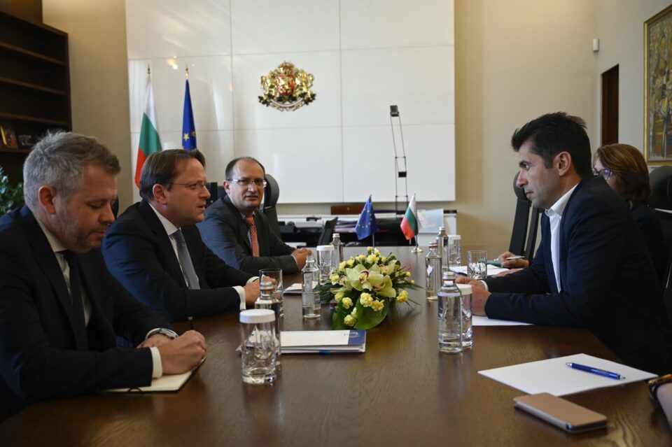 Петков и Верхеји на средба во бугарската Влада