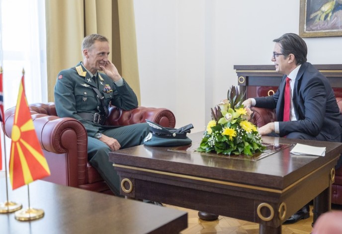 Средба на Пендаровски со генерал Кристоферсен, началник на ГШ на Вооружените сили на Норвешка