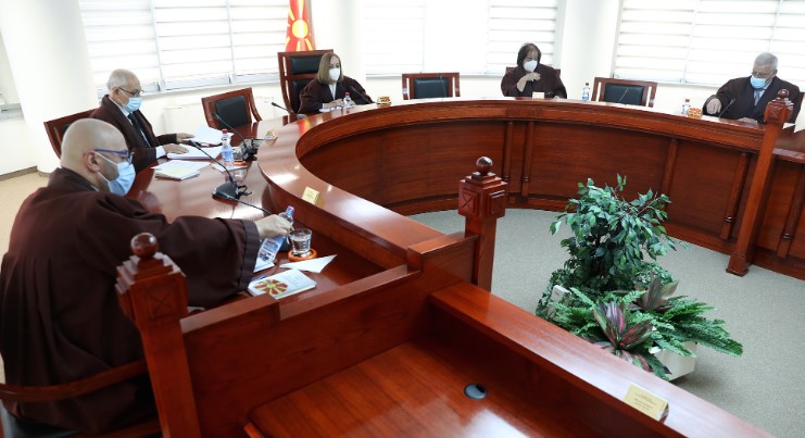 Почна седницата на Комисијата за избори и именувања на чиј дневен ред е предлагање нови уставни судии