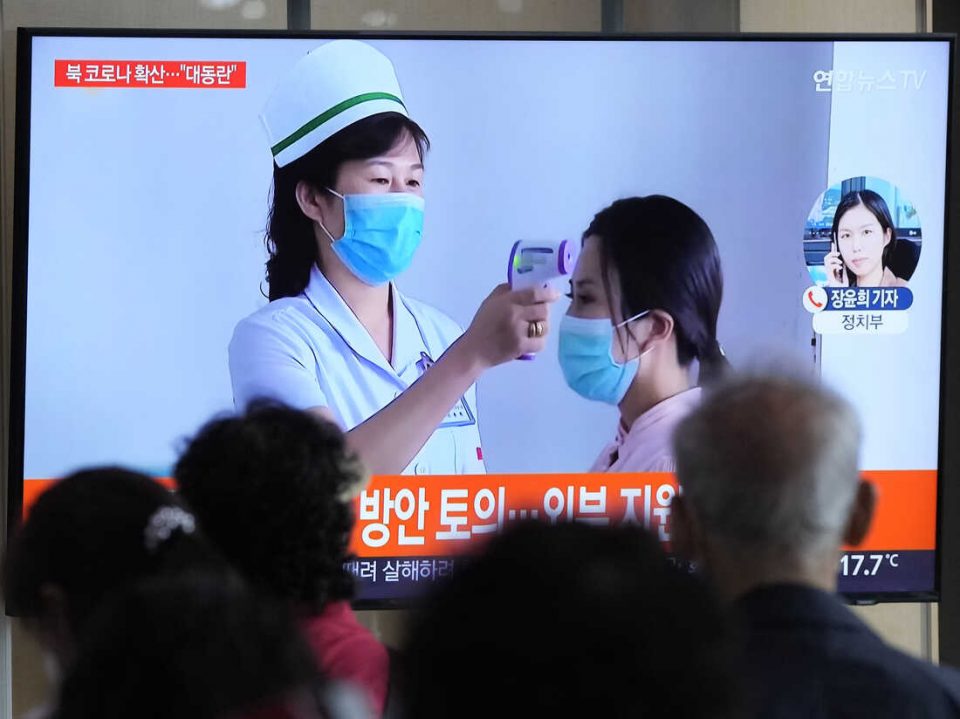 Северна Кореја информира за уште 186.000 случаи на „треска“ во епидемијата на Ковид-19idemiji covida