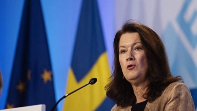 Шведска потпиша барање за влез во НАТО