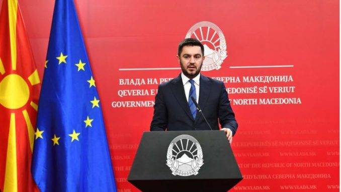 Бектеши на средба со трговци од Охридско-струшкиот регион за измените на Законот недела да е работен ден