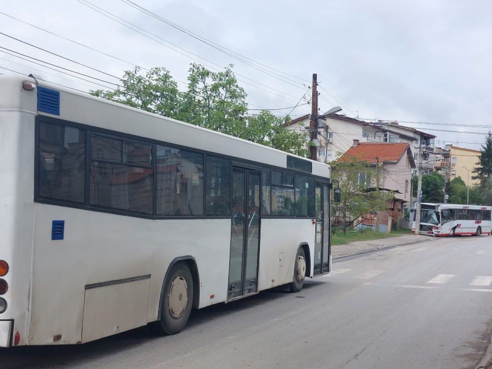 Судар на два автобуси во Прилеп – повредени околу 20 работници