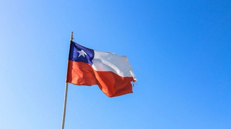 Чиле одново ги отвори копнените граници