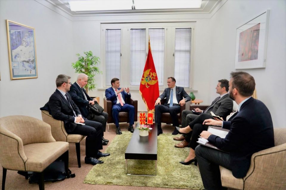 Средба Османи-Кривокапиќ: Македонија и Црна Гора имаат исклучително добра и интензивна соработка