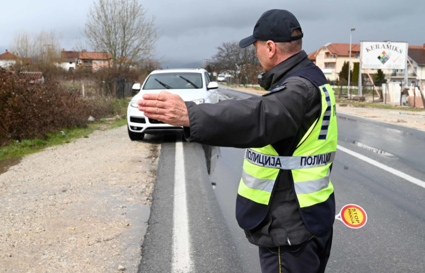 На територија на град Скопје изречени се вкупно 157 мерки за сообраќајни прекршоци