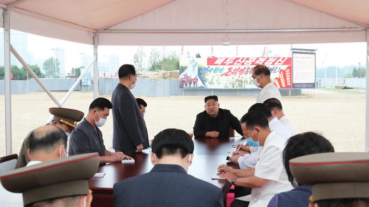 Северна Кореја воведе локдаун по првите случаи на Ковид-19