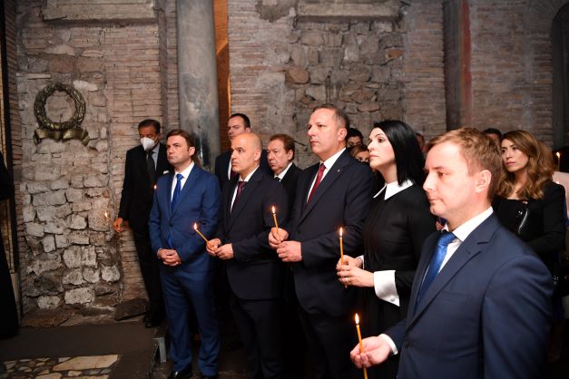 Ковачевски со делегацијата присуствуваше на молебенот во чест на мисијата на Светите Кирил и Методиј која ги поврза народите на Европа