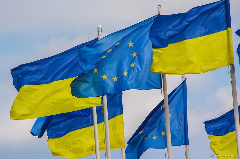 Зеленски по кандидатскиот статус на Украина за ЕУ: Најважна одлука во 30-те години независност